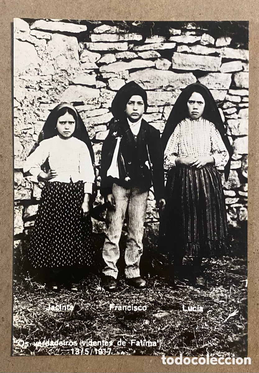 Cartes Postales: FATIMA (PORTUGAL) OS PASTORINHOS A QUEM NOSSA SENHORA APARECEU. POSTAL SIN CIRCULAR.