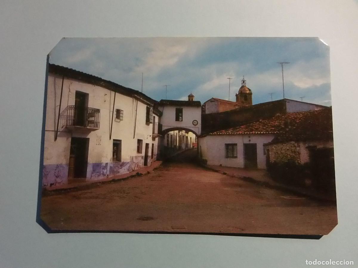 Postales: POSTAL - MADRO&Ntilde;ERA (C&Aacute;CERES). CALLE DEL ARCO. - Foto 1