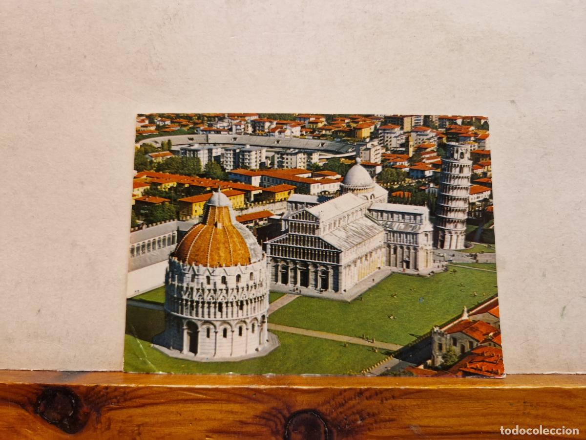 Cartes Postales: BONITA POSTAL CIRCULADA. LA PIAZZA DEI MIRACOLI.
