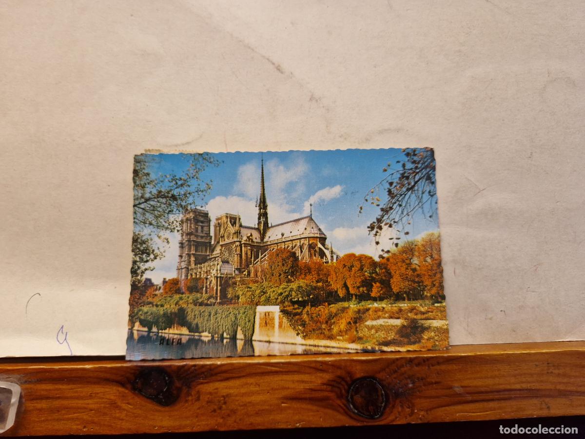 Cartoline: BONITA POSTAL CIRCULADA. PARIS. L'ABSIDE DE LA CATHEDARLE.