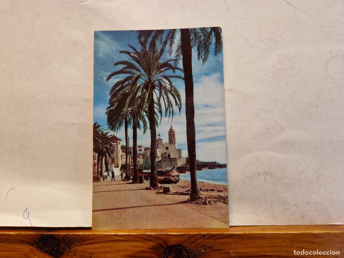Postales: BONITA POSTAL CIRCULADA. SITGES. PASEO DE LA RIBERA - Foto 1