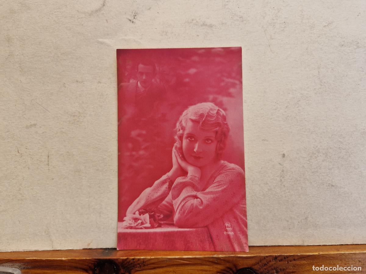 Postales: BONITA POSTA CIRCULADA. MUJER ENAMORADA