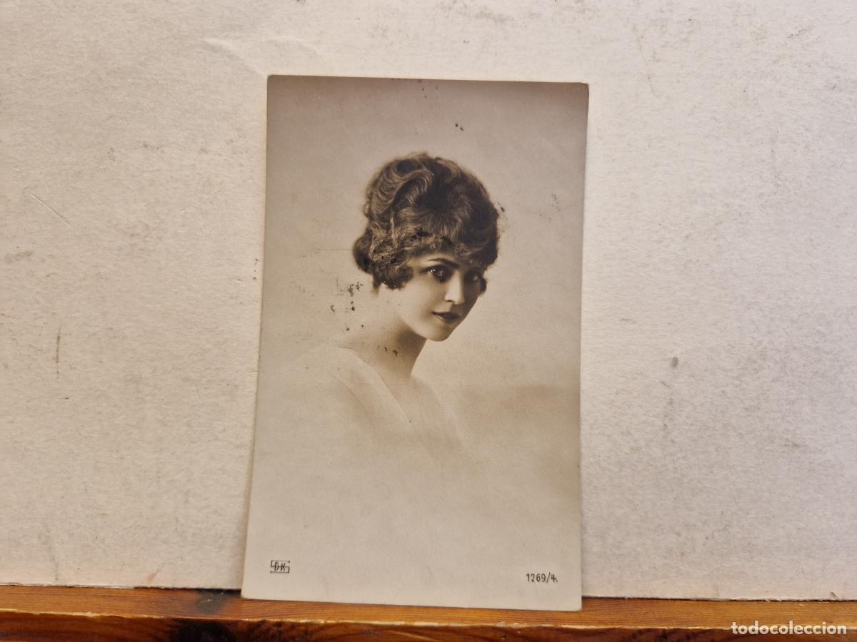 Postcards: BONITA POSTAL CIRCULADA. MUJER ENAMORADA