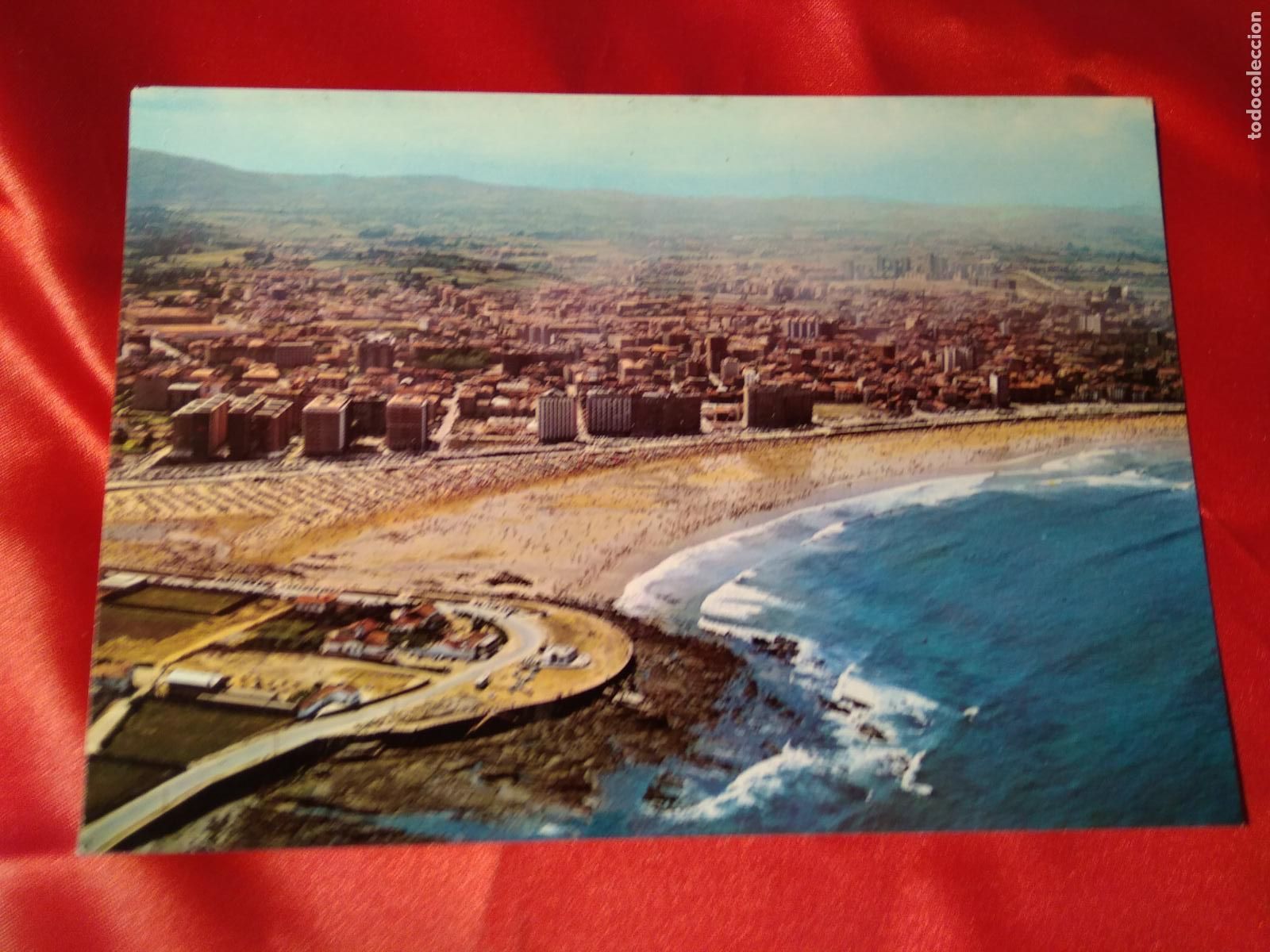 Postkarten: Postal Gijon La playa (Vista aerea) P.913