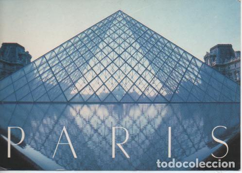 Postkarten: Postal E02225: Coup de Foudre, Paris, Francia - Varios