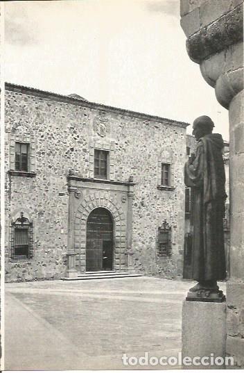 Cartoline: LAMINA V02069: Caceres. Palacio Episcopal - M. Mu&ntilde;oz de San Pedro, Conde de Canilleros