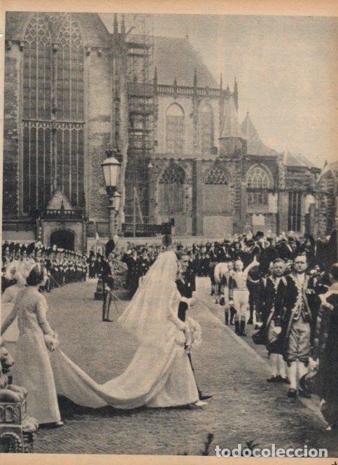 Postales: LAMINA V16913: Beatriz y Claus saliendo del Palacio real en su boda - VVAA