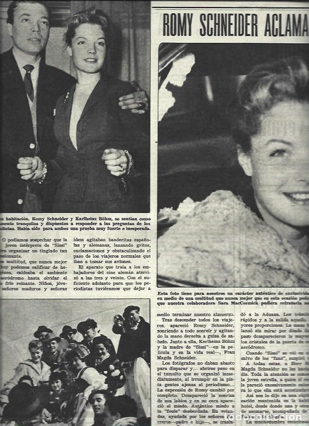 Postais: LAMINA 32915: Romy Scheider a su llegada a Madrid - VVAA