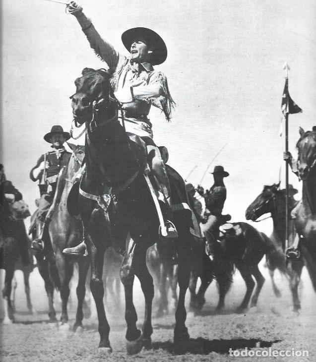 Postais: LAMINA 33929: Errol Flynn en Murieron con las botas puestas - VVAA