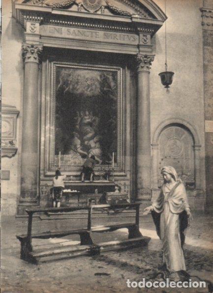Postais: LAMINA V21337: Virgen de la iglesia de la Santa Croce en Florencia salvada de las inundaciones - Var