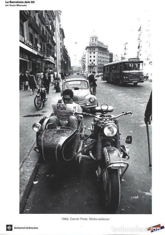 Cartoline: LAMINA 33374: Moto - sidecar en calle Pelai - Xavier Miserachs