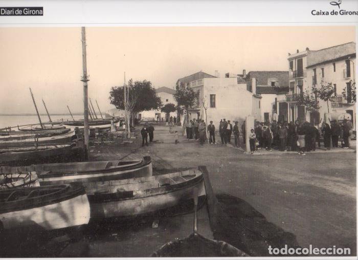 Postcards: LAMINA V31544: Pla&ccedil;a del Peix de Roses, Girona - Varios