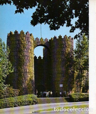 Postais: LAMINA V33197: Entrada al Pueblo Espa&ntilde;ol en Barcelona - Varios