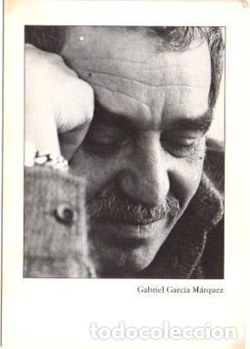 Cartoline: V49506: G. Garcia Marquez diptico en interior texto conversaciones con Plinio A. Mendoza - NULL