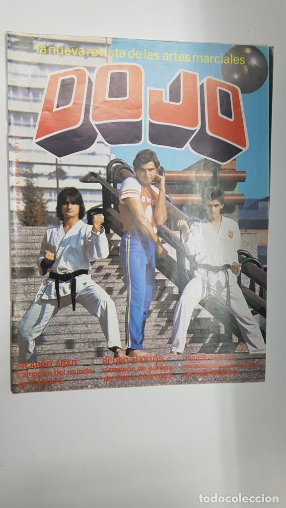 Postales: Revista: Dojo num 47, a&ntilde;o 5 agosto, 1981. Revista Artes Marciales. Portada y fotos centrales de Pedr
