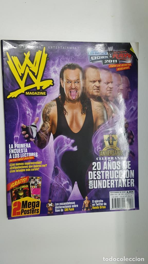 Postales: Revista lucha libre: WWE Magazine a&ntilde;o III num 33, noviembre 2010 (NO INCLUYE EL POSTER). Celebrando