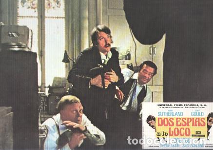 Cartes Postales: Caratula de cine: DOS ESPIAS A LO LOCO / Spys (numerado 02 en trasera) - Irvin Kershner