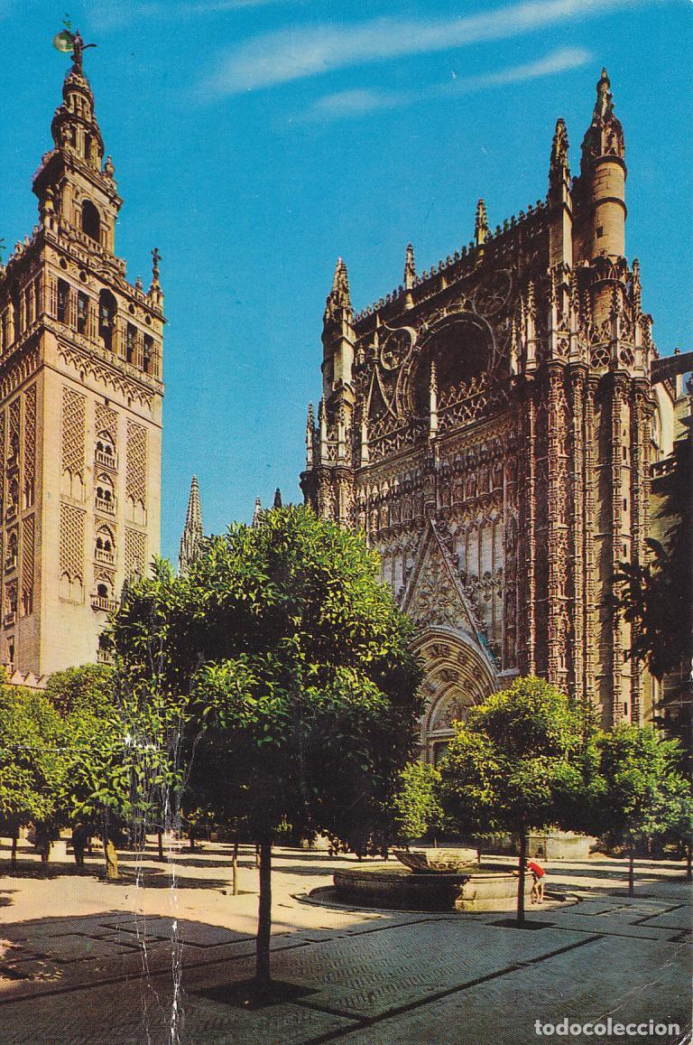 Cartoline: Postal 61314 : Sevilla. Giralda y Patio de los Naranjos - Varios