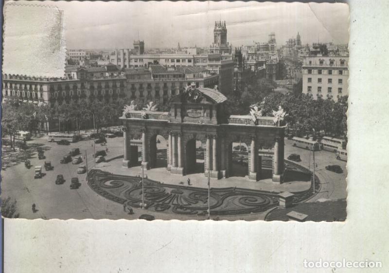 Postkarten: Postal 013536: Puerta de Alcala en Madrid - Varios