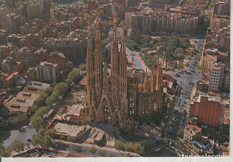 Postais: Postal 015942: Vista aerea de la Sagrada Familia de Barcelona - Varios