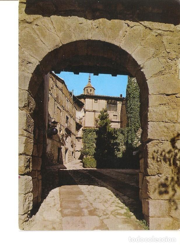 Postkarten: Postal 022979 : Portal del agua, Monumento Nacional, Albarracin (Teruel), n&ordm;12 - Varios