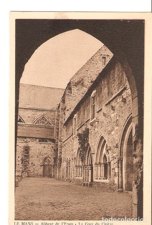 Postcards: Postal 027630 : Le Mans - Abbaye de lEpau - La Cour du Clo&icirc;tre - Varios