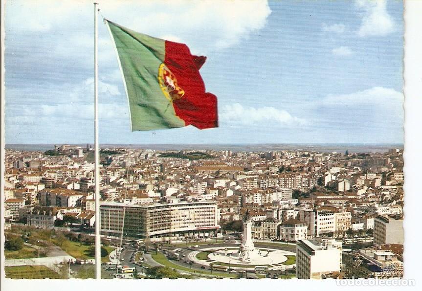 Cartoline: Postal 027860 : Lisboa. Pra&ccedil;a Marqu&ecirc;s de Pombal e vista parcial - Varios