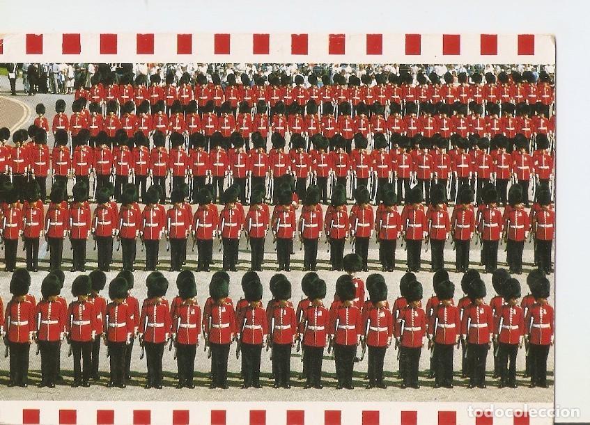 Postkarten: Postal 028586 : London, trooping the Colour - Varios