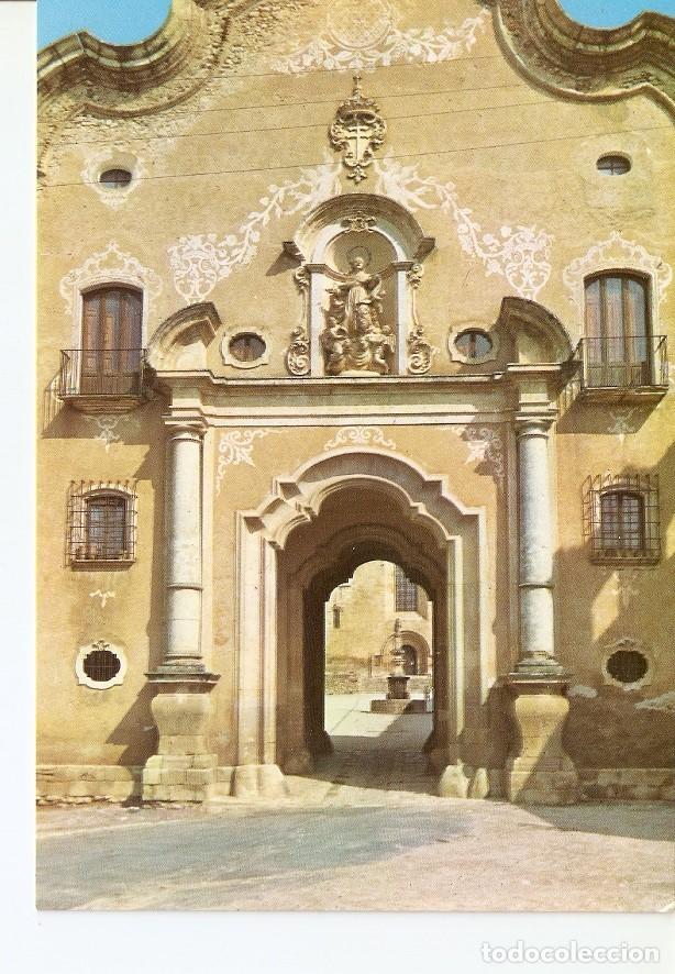 Cartoline: Postal 028455 : Costa Dorada, Tarragona. Monasterio de Santes Creus, entrada al recinto - Varios