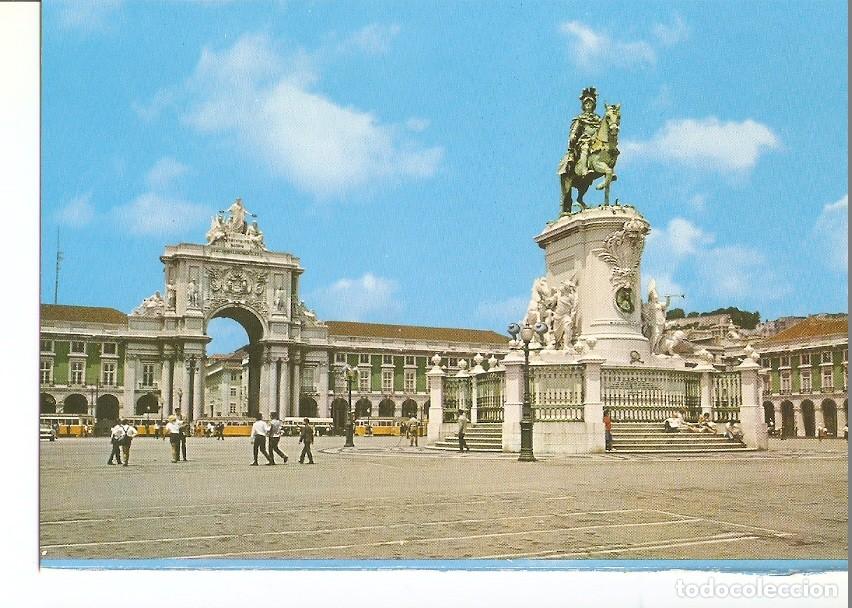 Cartoline: Postal 029611 : Lisboa (Portugal) Place du Commerce - Varios