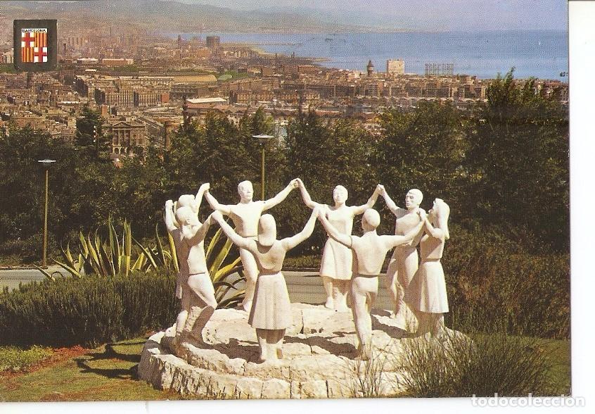 Cartes Postales: Postal 033808 : Barcelona. Vista general y Monumento a la Sardana. Escultor J. Ca&ntilde;as - Varios