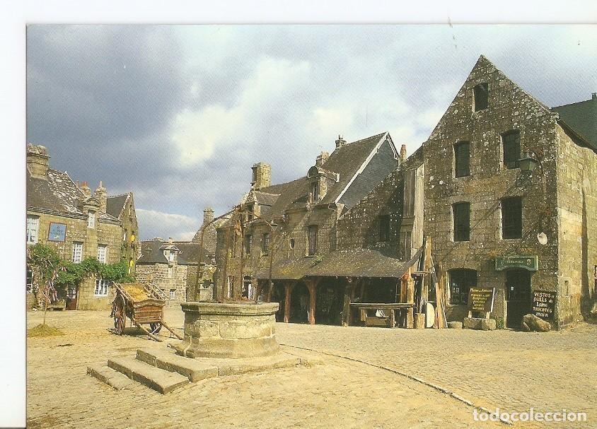 Postkarten: Postal 033826 : Locronan (Finitere). La place amenagee pour le tournage du fil Chouans 1987 - Varios