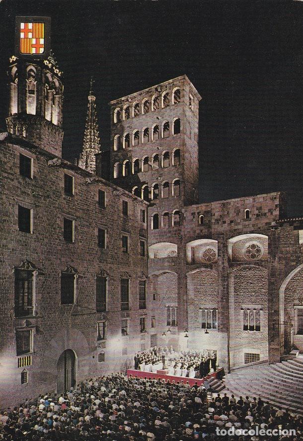 Cartoline: Postal 60222: Barrio gotico. Pza. Del rey vista nocturna (Barcelona). - Varios