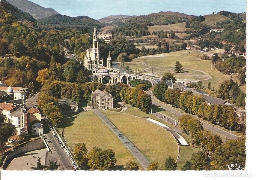 Postcards: Postal 042810 : Lourdes. The Basilica and the underground - Varios