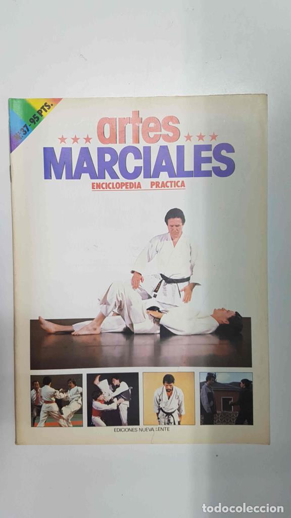 Postales: Fasciculo: Artes Marciales num 37. Enciclopedia Practica. Karate-do alta competicion: el reglamento