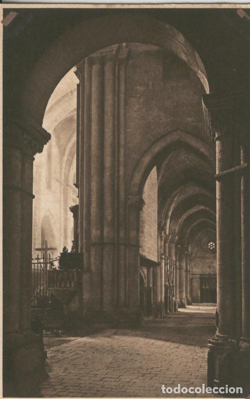 Postcards: Postal 010174: Tarragona: nave lateral de la catedral - Varios