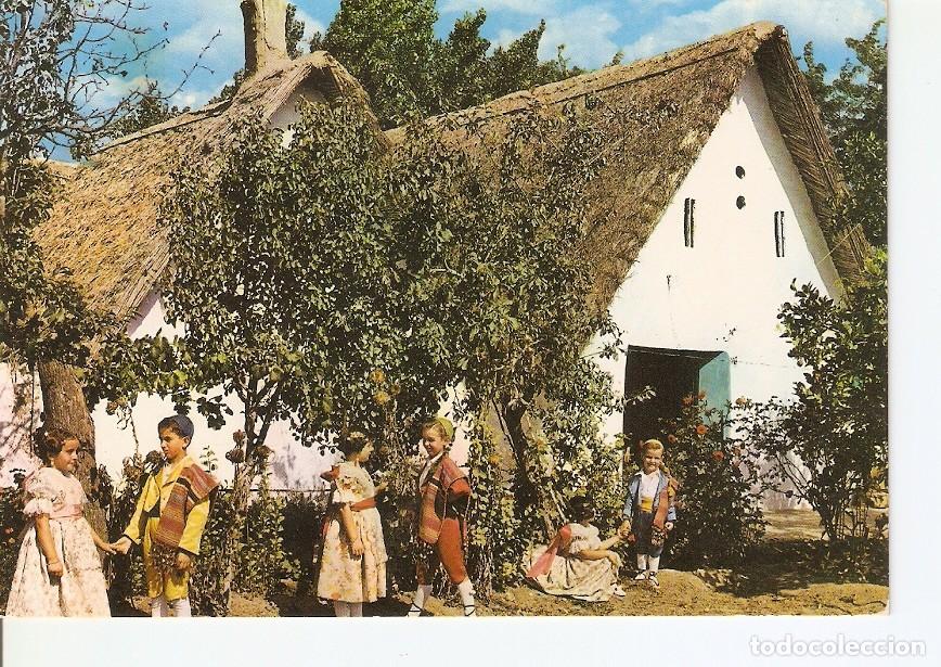 Postcards: Postal 023598 : Barracas y parejas regionales - Valencia - Varios