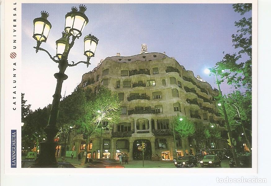 Postales: Postal 031966 : Barcelona. Eixample. Vista nocturna de La Pedrera - Varios
