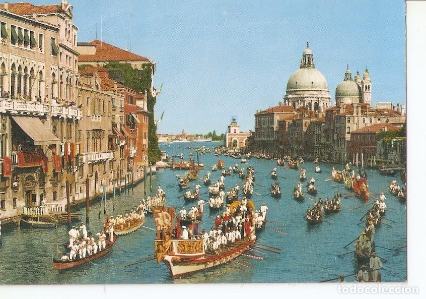 Cartoline: Postal 032695 : Venezia. Historical Regatta on Grand Canal - Varios