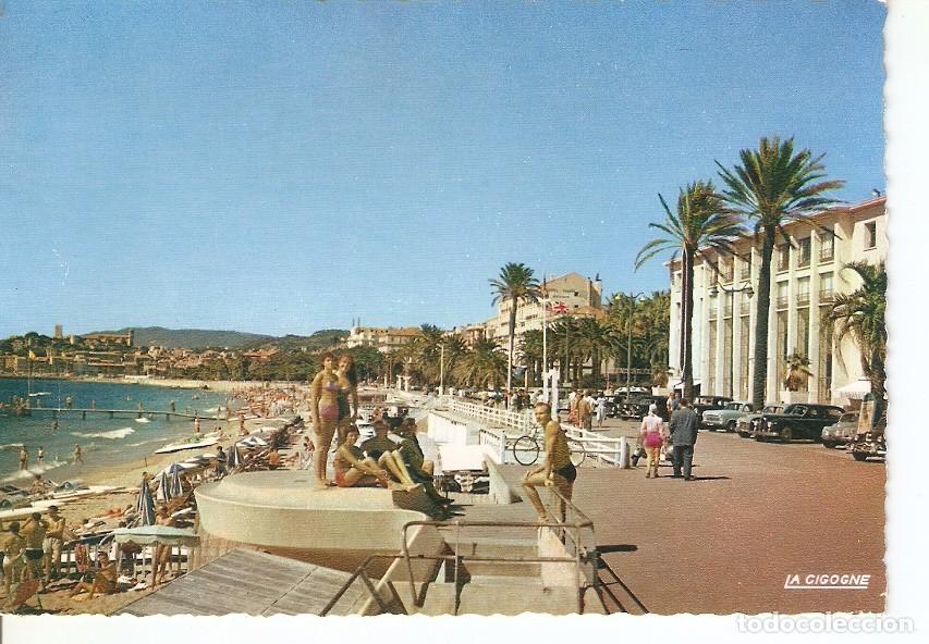 Cartes Postales: Postal 034320 : Reflets de la Cote dAzur - Cannes. La Croisette et le Suquet - Varios