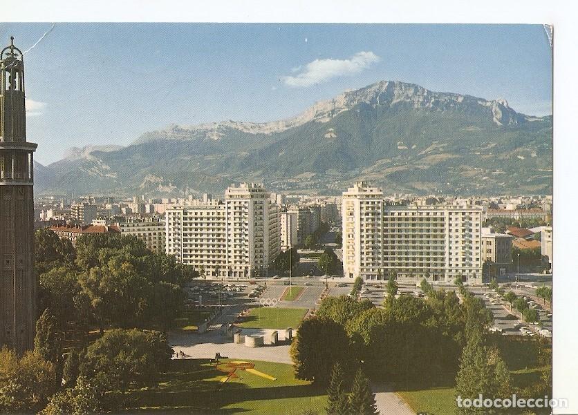Postcards: Postal 034589 : Grenoble. Tour de lExposition. Parc et Place Paul Mistral - Varios