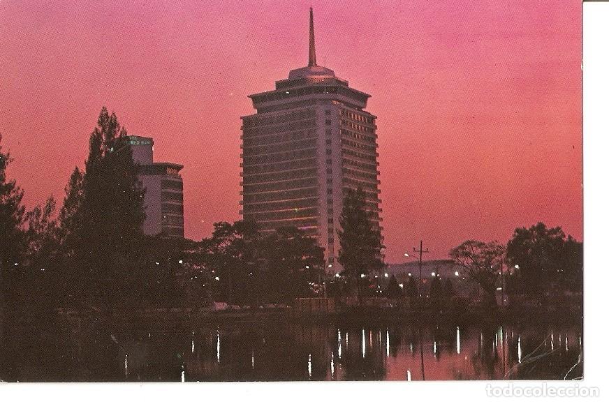 Postkarten: Postal 036838 : The Dusit Thani Hotel overlooking beatiful Lumpini Park in Bangkok - Varios