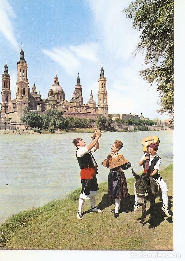 Cartoline: Postal 037259 : Zaragoza. Grupo regional y fondo Basilica - Varios