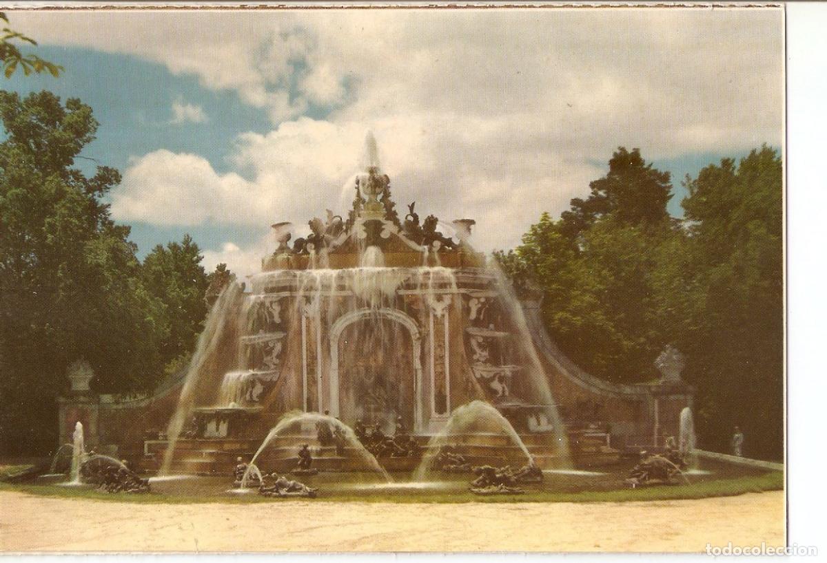 Postcards: Postal 038217 : La Granja de San Ildefonso (Segovia). Fuente de los Ba&ntilde;os de Diana - Varios