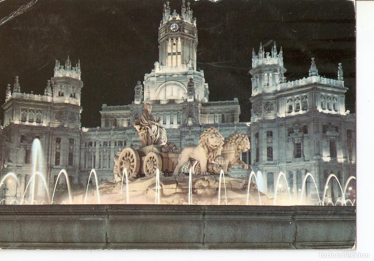 Postais: Postal 038339 : Madrid. Aspecto nocturno de la Fuente de la Cibeles y Palacio de Comunicaciones - Va