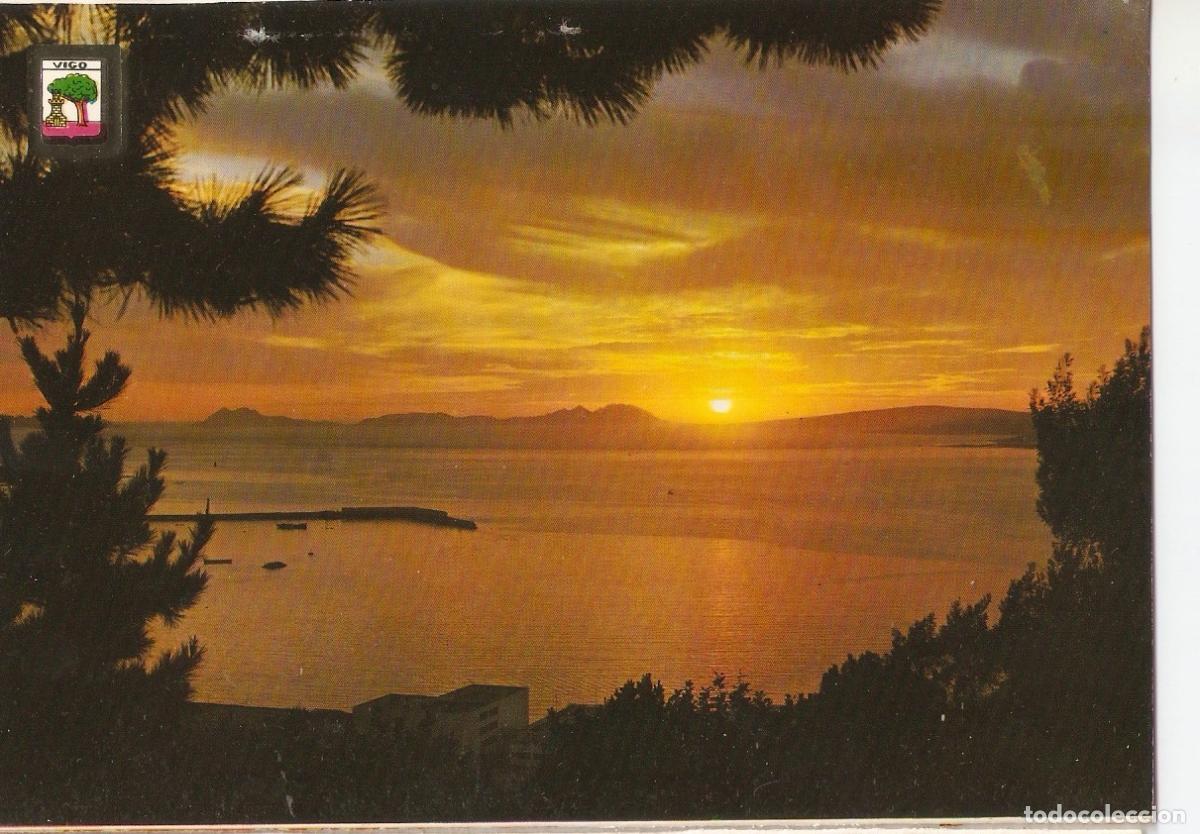 Postkarten: Postal 038479 : Vigo. Islas Cies. Puesta de Sol - Varios