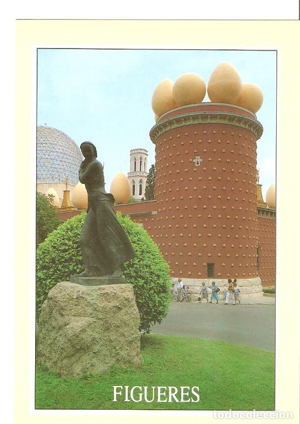 Postkarten: Postal 040941 : Figueres (Alt Emporda). Monument a la Tramuntana. Torre Galatea i cupula Museu Dali