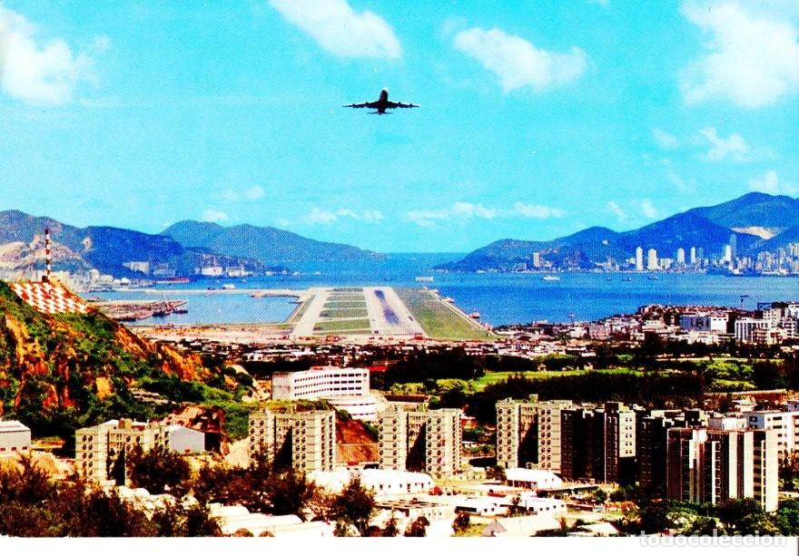 Postkarten: Postal 016615: LUNG TSEUNG Hong Kong - View of PLANE landing from LUNG TSEUNG ROAD - Varios