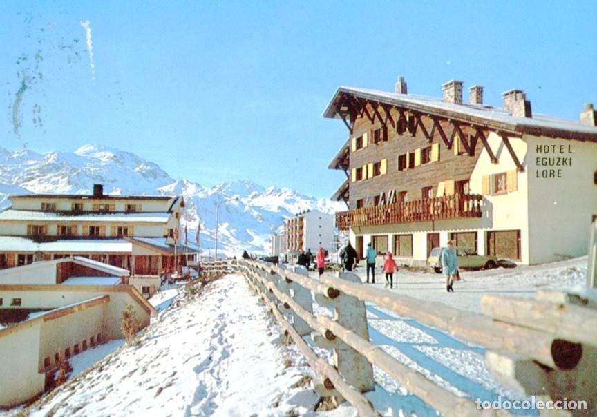 Postkarten: Postal 016678: HUESCA Alto Aragon - Formigal Vista parcial de hoteles y residencias - Varios