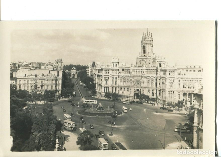 Postkarten: Postal 017075: MADRID - Plaza de la Cibeles - Varios